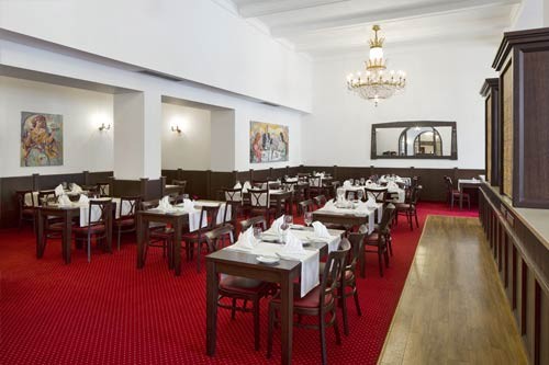 clarion-restaurace